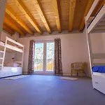 Hostel Omiš *