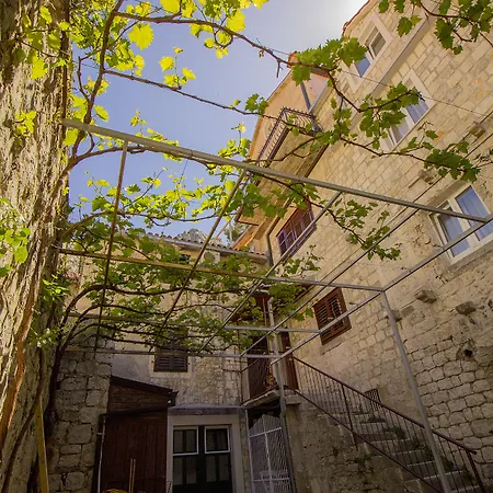 Hostel Omiš