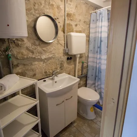 Hostel Omis Vandrarhem Omiš