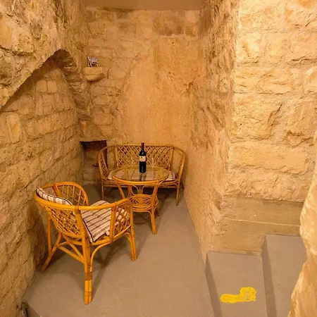 Hostel Omis Ostello Omiš