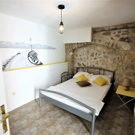 Vandrarhem Hostel Omis
