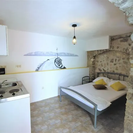 Vandrarhem Hostel Omis