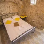 Hostel Omis