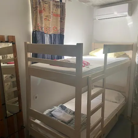 Hostel Omis Omis