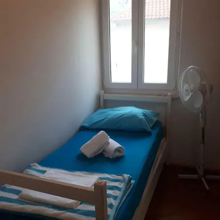 Hostel Omis * Omis