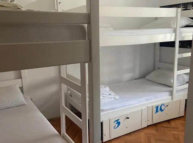 Hostel Hostel Omis *