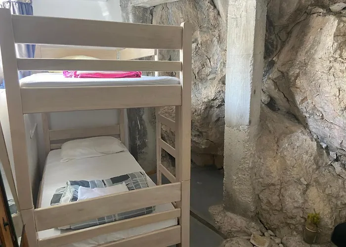Hostel Omis