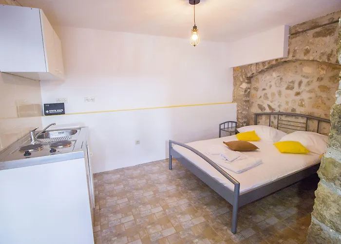 Ostello Hostel Omis *
