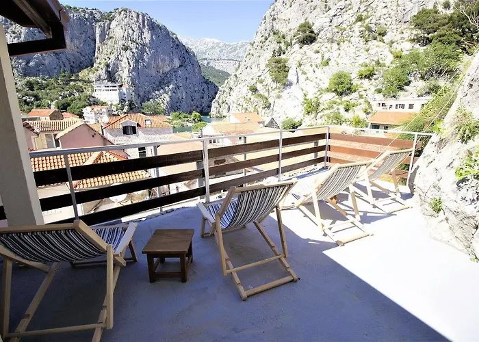 Ostello Hostel Omis Omiš