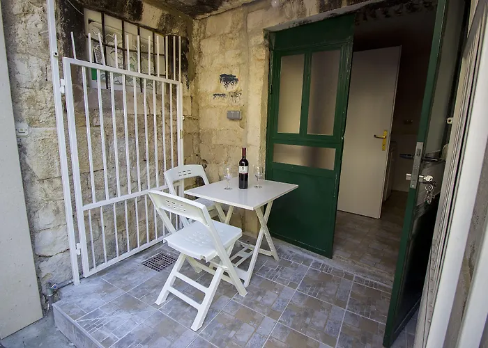 Ostello Hostel Omis Omiš