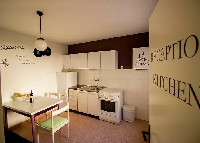 Hostel Omis